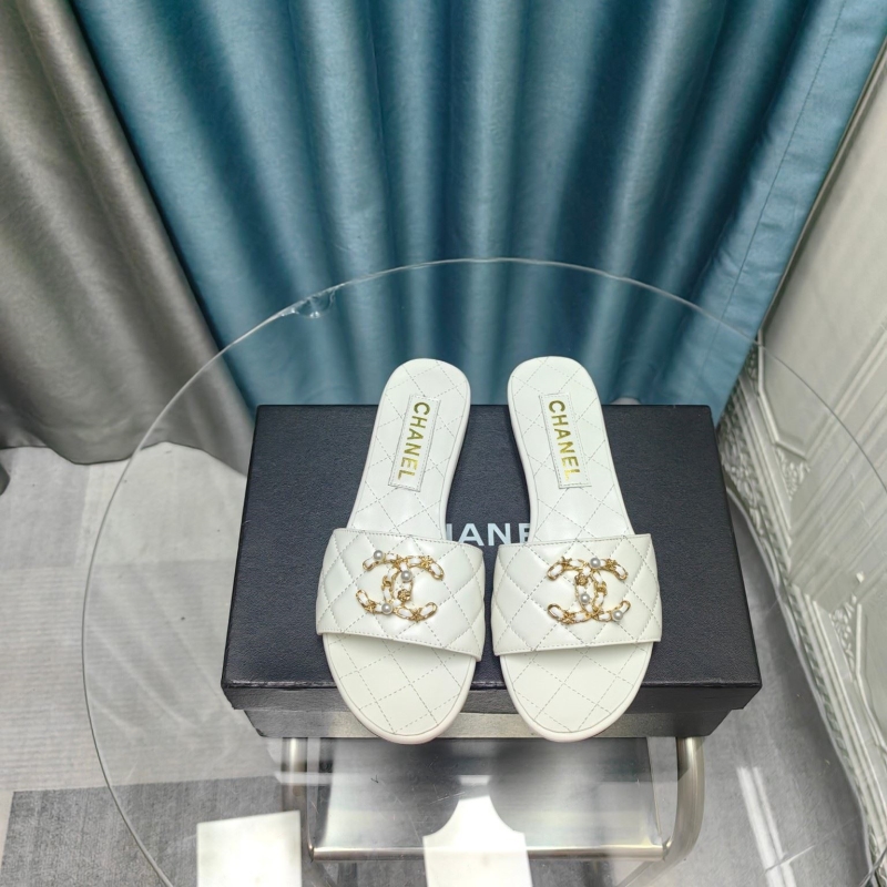 Ch*el slippers